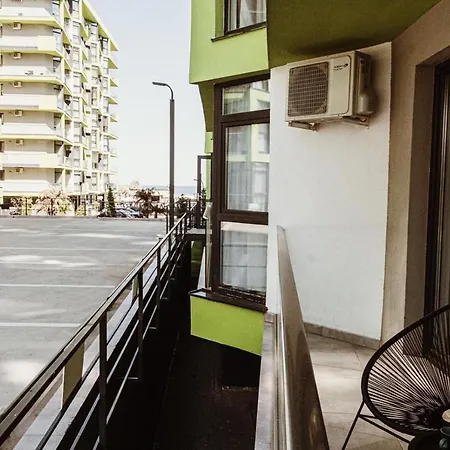 Cazare Mamaia Nord! Alezzi Beach Resort Apartament